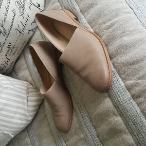 Clarks Pure Easy sand leather size 7